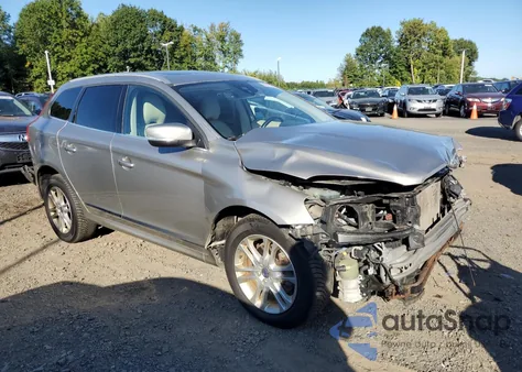 2015 Volvo Xc60 T5 Premier from USA, damaged, VIN YV4612RK9F2701850